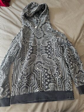 Paisley KITH Print Hoodie - Black & White